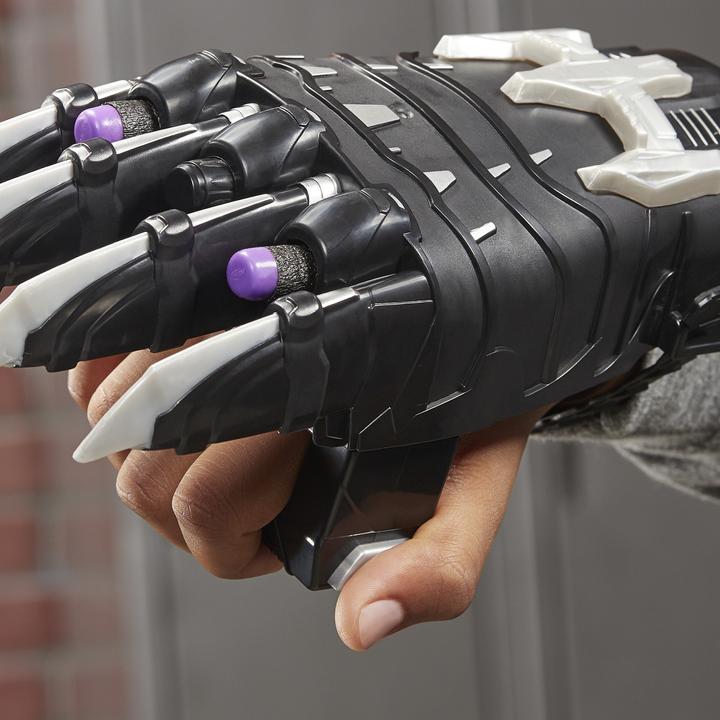 Produktbild Hasbro Avengers Black Panther-Kralle