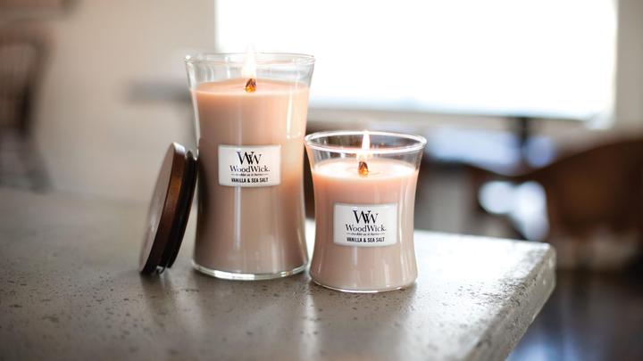 Actual product image WoodWick Vanilla & Sea Salt (609 g)