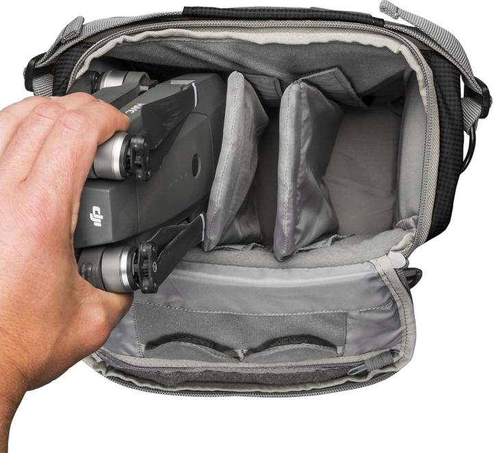 Actual product image mantona Elements Outdoor (Photo backpack, 31.25 l)