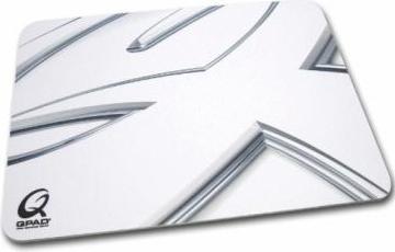 Actual product image GP Batteries QPAD 3703 mouse pad White