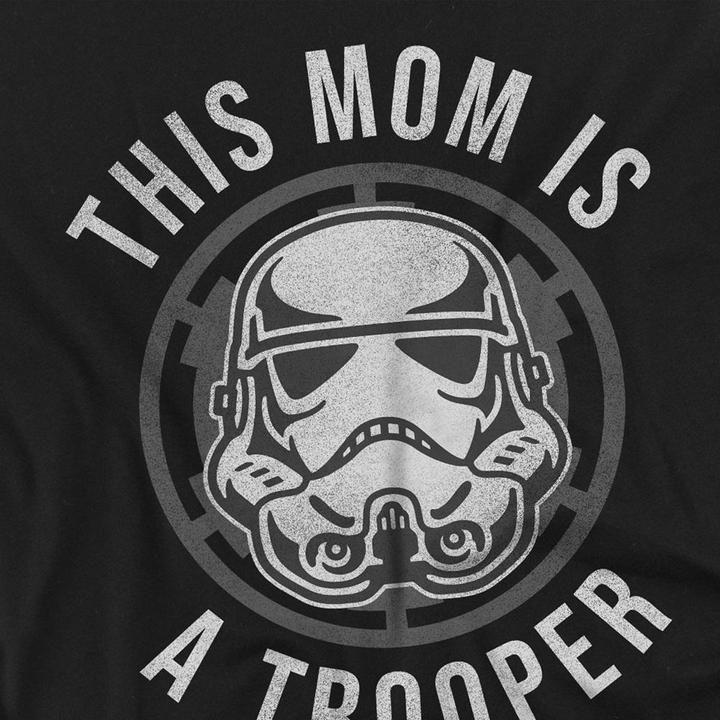 Produktbild Star Wars Mom Is A Trooper TShirt Muttertag (XL)