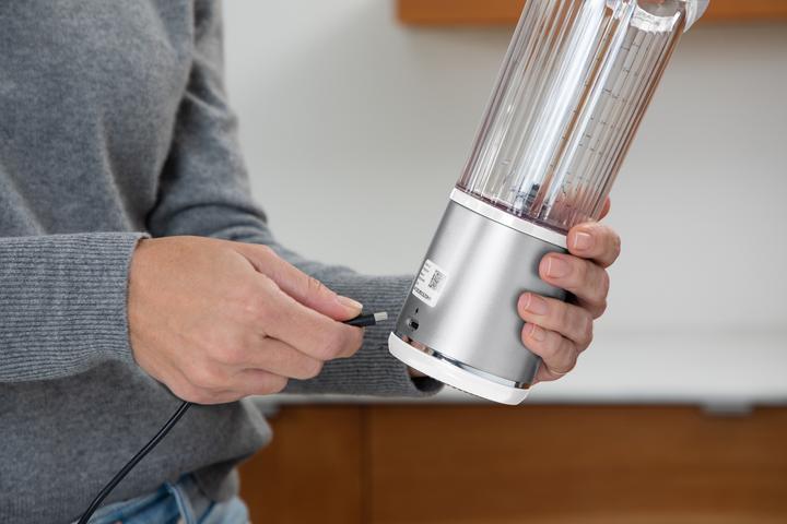 Immagine prodotto Ninja BC151EUWH) Frullatore senza fili Blast (Spina UE, 14.40 W)