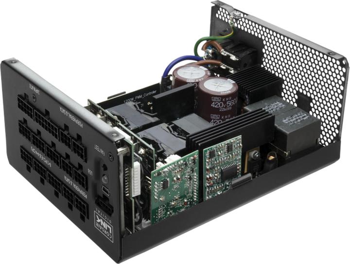 Actual product image Corsair HX1200i (1200 W)