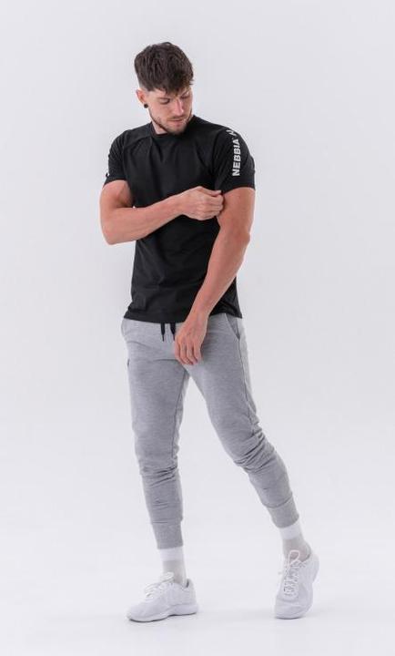 Image du produit Nebbia T-shirt Sporty Fit "Essentials" 326 black (M)