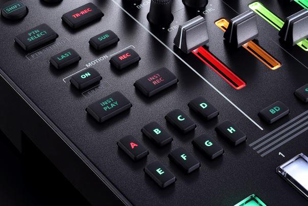 Produktbild Roland TR-8S
