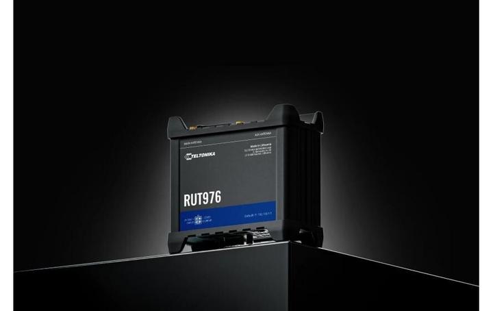 Actual product image Teltonika RUT976 (Global) 5G