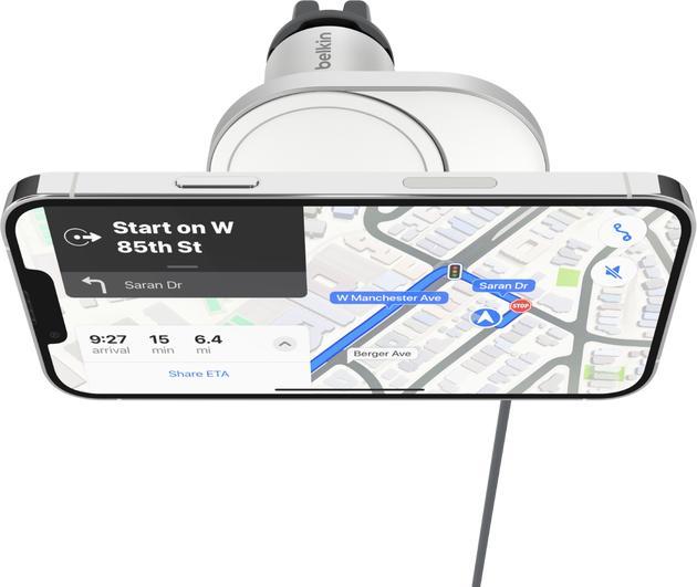 Actual product image Belkin Qi2 15W Car Vent Mount CLA
