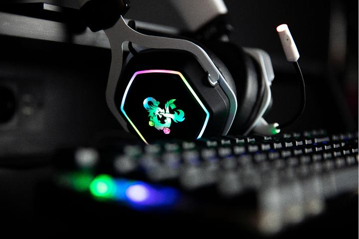 Produktbild Konix Casque Gaming 7.1 Rainbow - Dungeons & Dragons (Kabelgebunden)