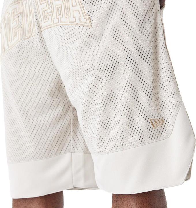 Produktbild New Era Overized Mesh Basketball Shorts stone beige - XL (XL)