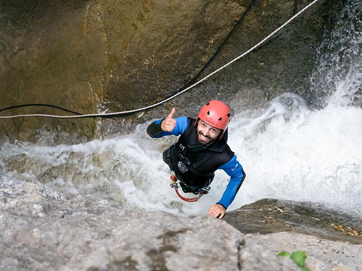 Immagine prodotto Smartbox Emozionante tour di canyoning ad Alpnach per 2 persone (2 pers.)