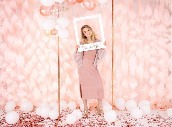 Immagine prodotto Partydeco Accessorio del partito Selfie Photo Frame lei ha detto sì Rose Gold