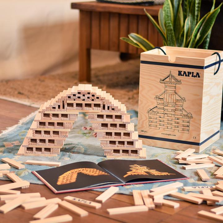 Image du produit Kapla Caisse en bois de 280 pièces.