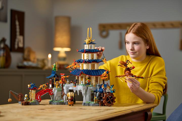 Immagine prodotto LEGO Torneo tempio città (71814, LEGO Ninjago, Set LEGO rari)