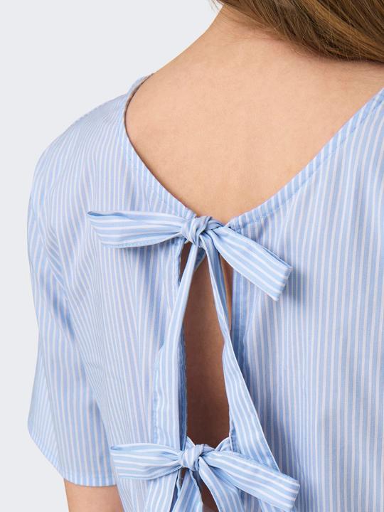 Image du produit JdY Locker geschnitten Hemdkragen Voluminöser Armschnitt Top Top mit Schösschen (S)
