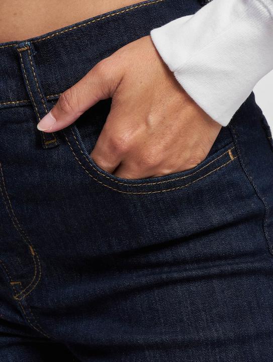 Produktbild Levis Jeans Super Skinny Fit Highwaist 720 (W29/L28)