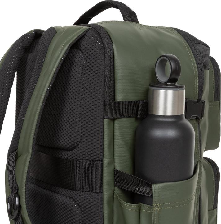 Actual product image Eastpak Tecum Cabin CNNCT Top Khaki (22 l)