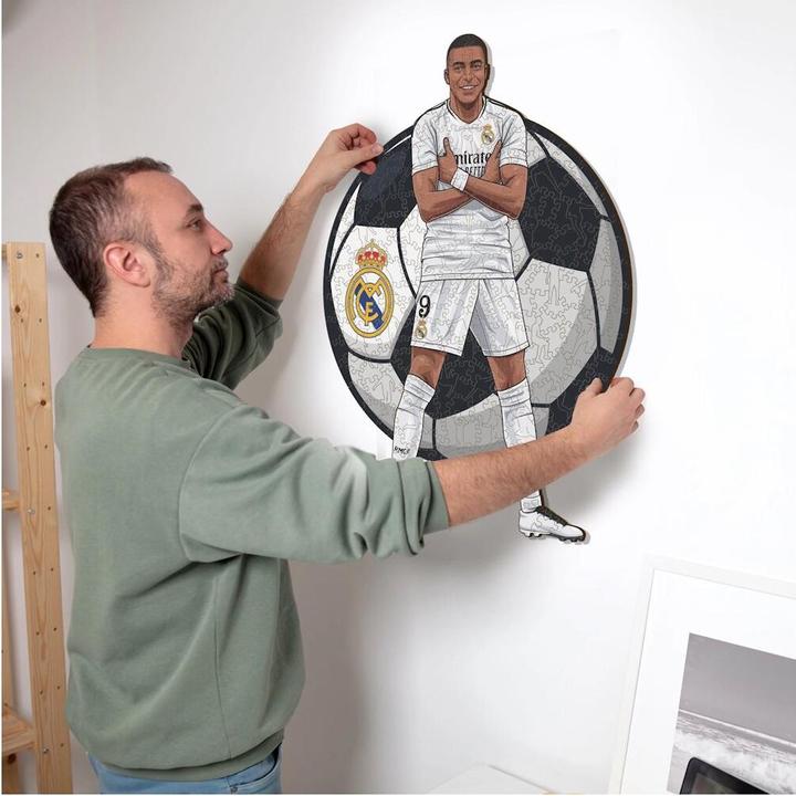 Image du produit Iconic Kylian Mbappé - Real Madrid - Puzzle en bois Taille S (150 Pièces) (150 pièces)