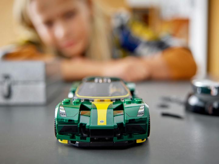 Actual product image LEGO Lotus Evija (76907, LEGO Speed Champions)