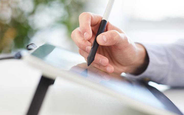 Actual product image Wacom Pen for DTC133