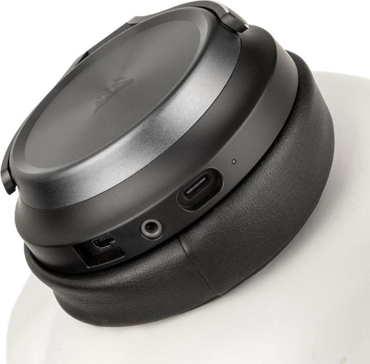 Actual product image Corsair Virtuoso XT (Cable, Wireless)