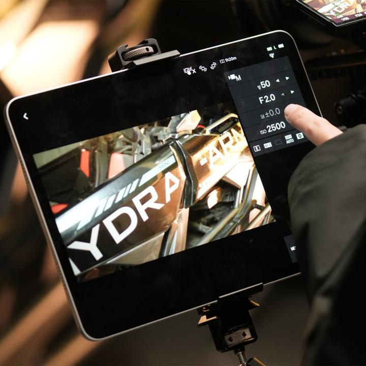 Produktbild Tilta Multi-Functional Mounting Clamp for Apple iPad