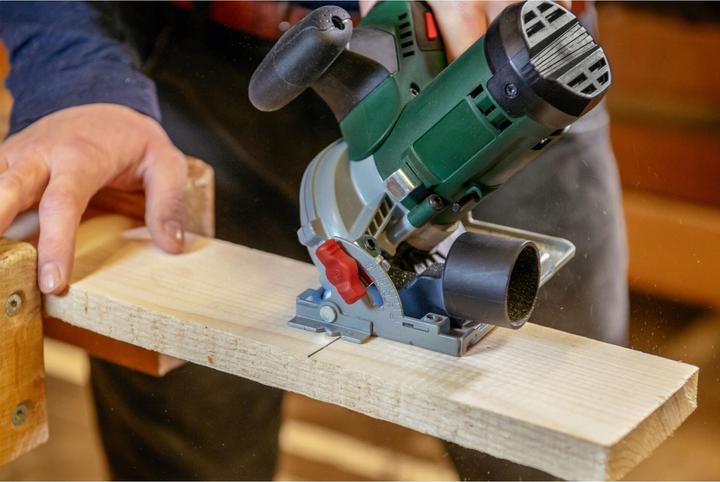 Actual product image Bosch Home & Garden UniversalCirc 12