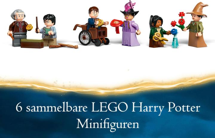 Actual product image LEGO 76439 Ollivanders™ & Madam Malkins Suits (76439, LEGO Harry Potter)