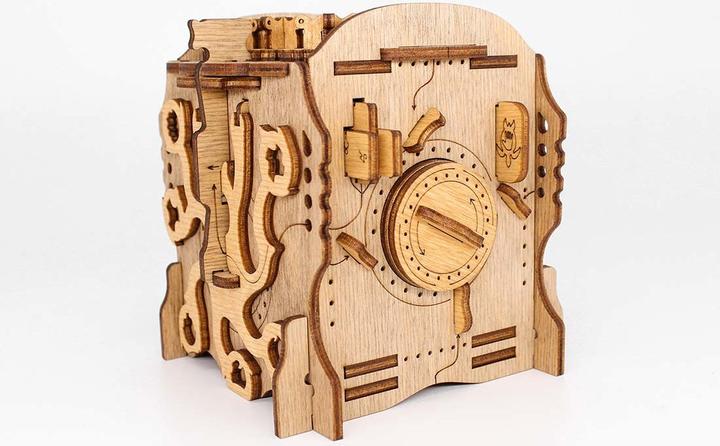 Actual product image iDventure Cluebox - Nautilus (German, French, English)