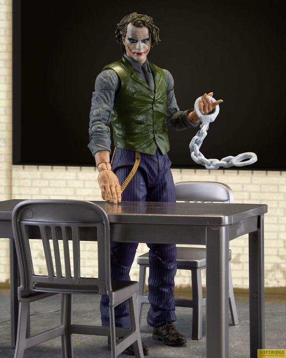 Actual product image McFarlane DC Multiverse Action Figure The Joker (Jail Cell Variant) (The Dark Knight) (Gold Label) 18 cm