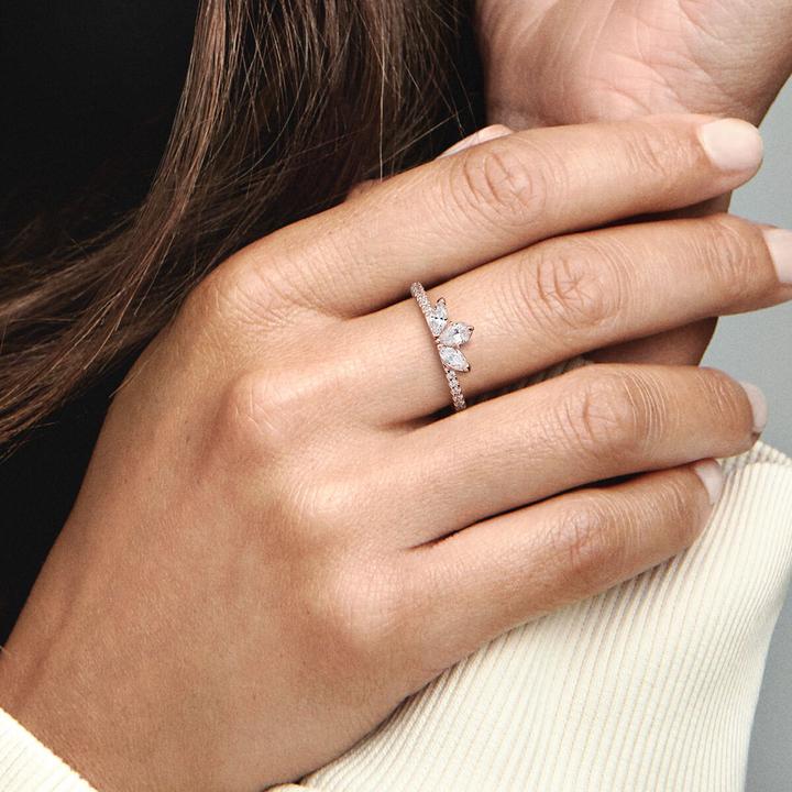 Produktbild Pandora Sparkling Herbarium Cluster Ring (50)