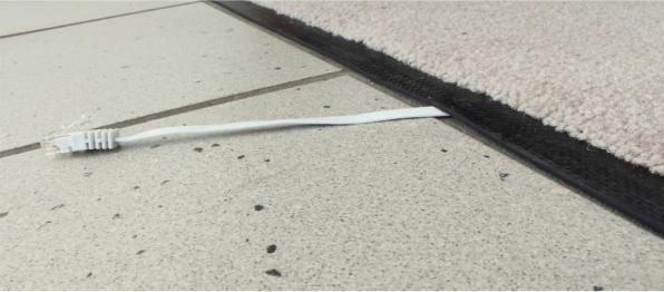 Produktbild InLine 3m Patchkabel flach, U/UTP, Cat.6 (U/UTP, CAT6, 3 m)