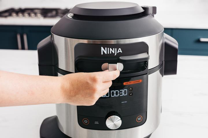 Produktbild Ninja OL650EUFoodi MAX 12-in-1 SmartLid Multikocher (CH-Stecker)