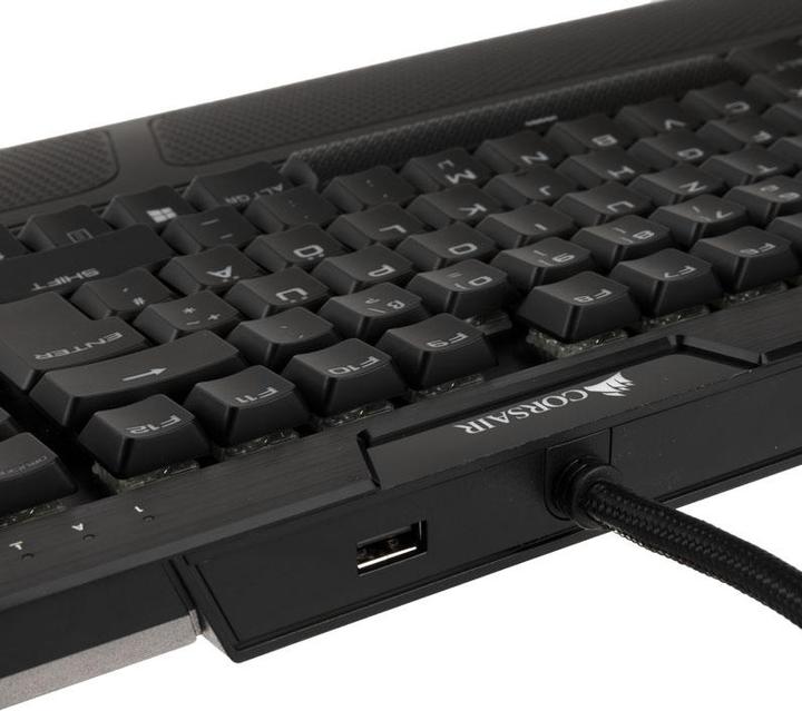 Actual product image Corsair K70 RF RGB MK.2 (DE, Cable)