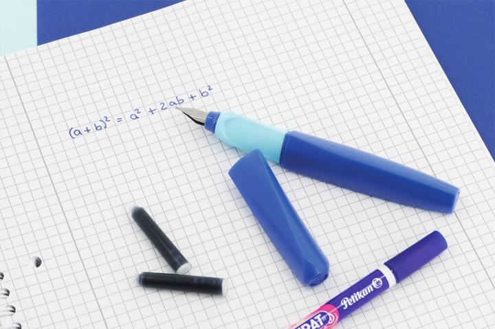 Actual product image Pelikan Twist (Deep Blue, 1 x)