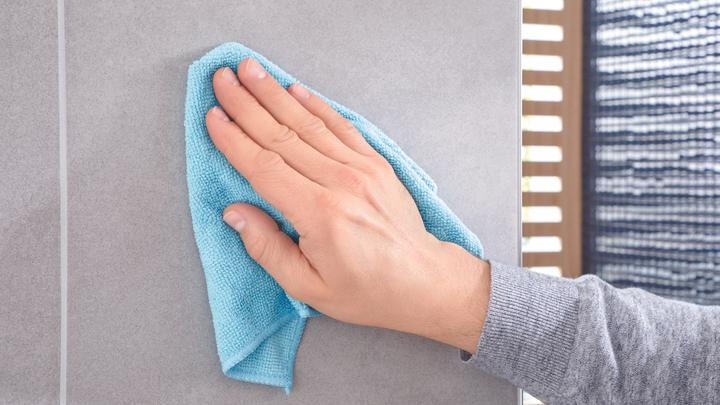 Image du produit tesa Support de rouleau de papier toilette EXXCELLENT avec solution adhésive sans perçage