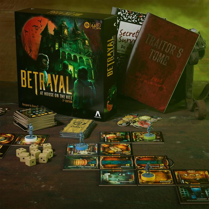 Productafbeelding Hasbro Gaming Verraad in House on the Hill: 3e Editie (Engels)
