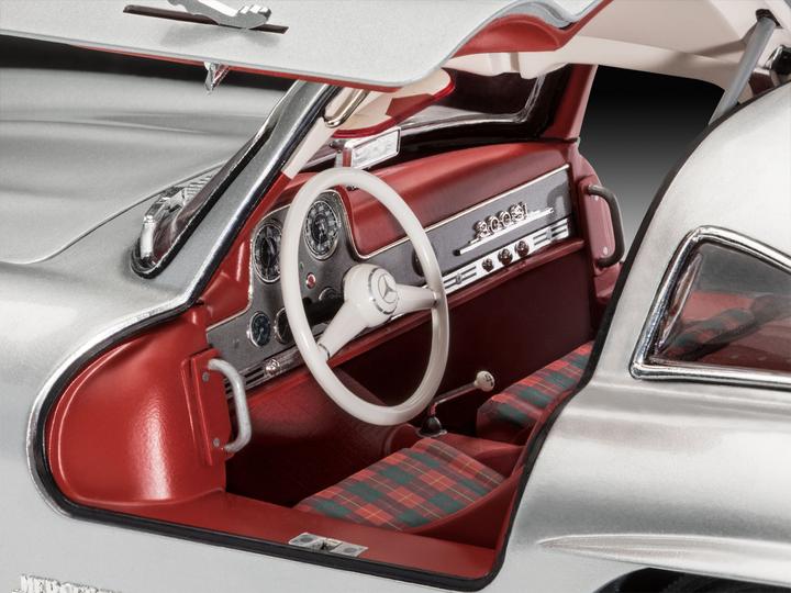 Actual product image Revell Mercedes-Benz 300 SL