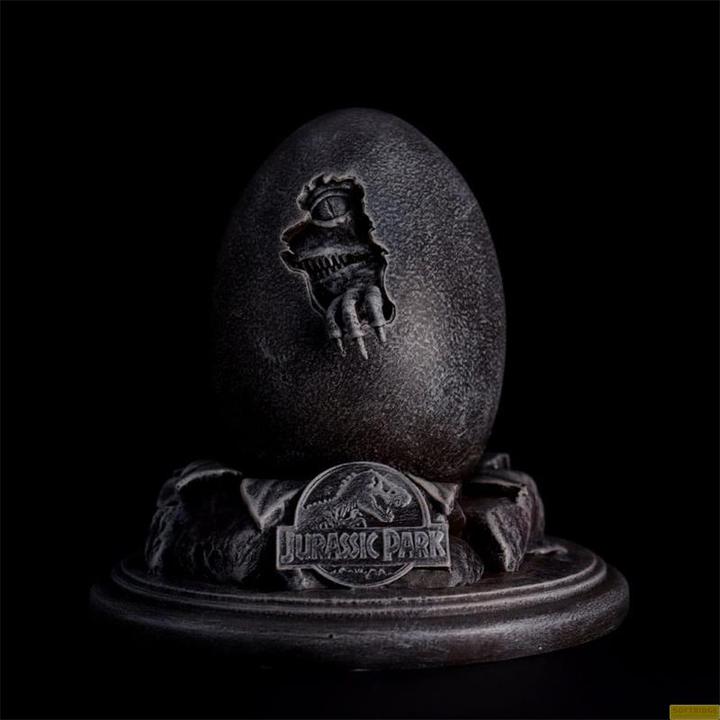 Actual product image Fanattik Jurassic Park Replicas 30th Anniversary Replica Egg & John Hammond Cane Set