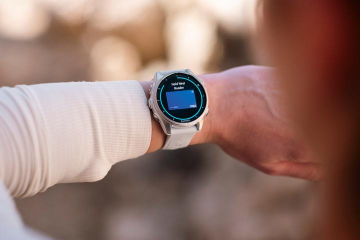 Image du produit Garmin fenix 8 (43 mm)