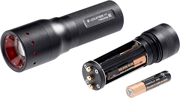 Produktbild Ledlenser P7 (13 cm, 450 lm)