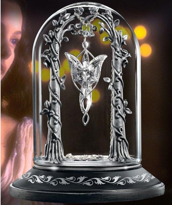 Actual product image Noble Collection Lord of the Rings jewellery display case for Arwen's Evening Star (Pewter, Glass, Wood)