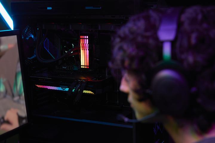 Actual product image Kingston FURY Beast RGB (2 x 16GB, 5600 MHz, DDR5 RAM, DIMM)