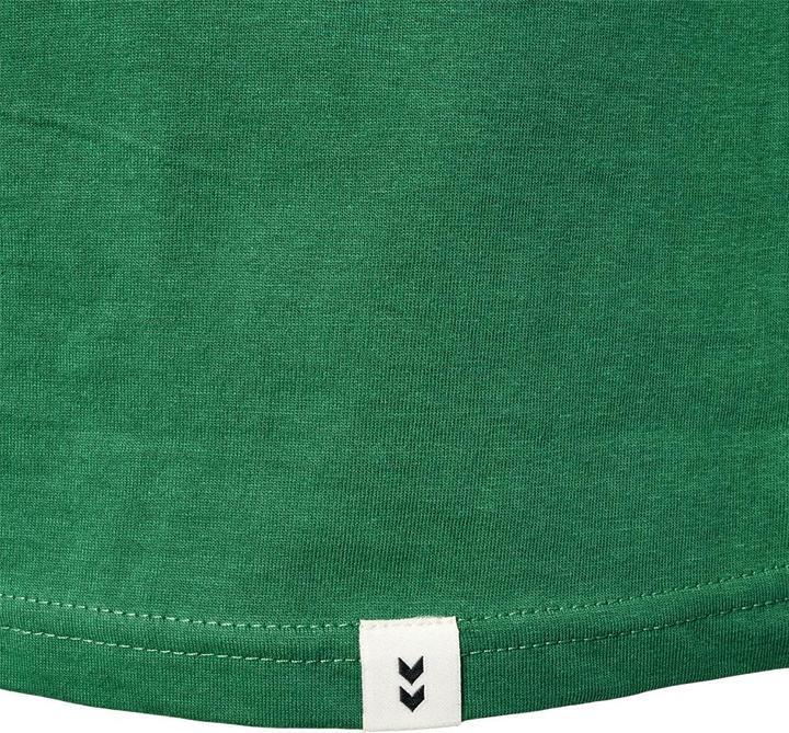 Actual product image hummel Hmllegacy Chevron T-Shirt Plus (4XL)