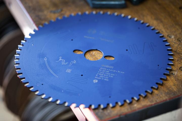 Produktbild Bosch Professional Zubehör Kreissägeblatt Expert for Wood, 254 x 30 x 2,4 mm, 60