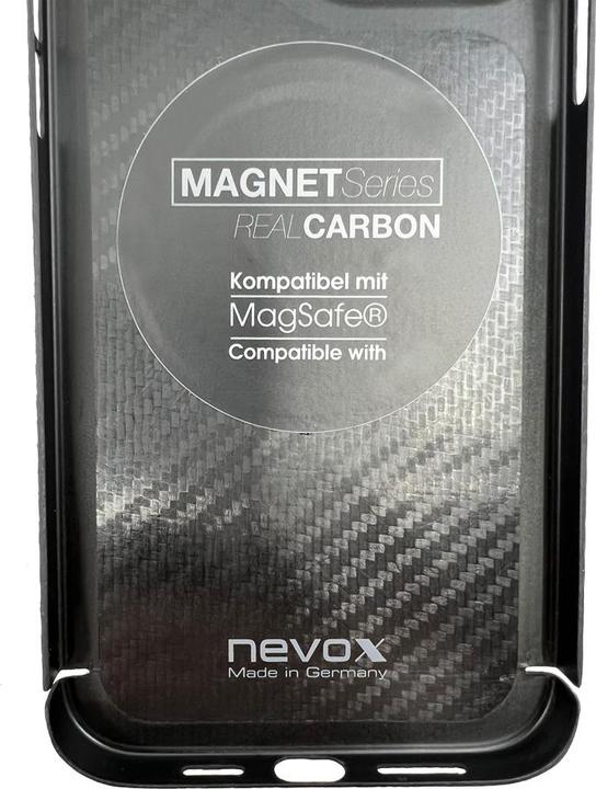 Image du produit Nevox Coque arrière série carbone Magsafe iPhone 16 Pro noire (Apple iPhone 16 Pro)