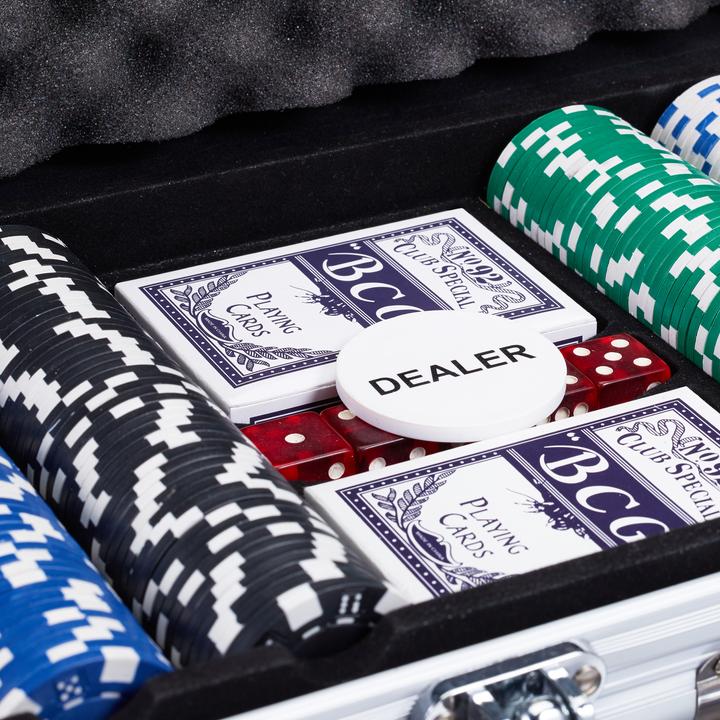 Actual product image Relaxdays Poker Case With 300 Laser Poker Chips (Multilingual)