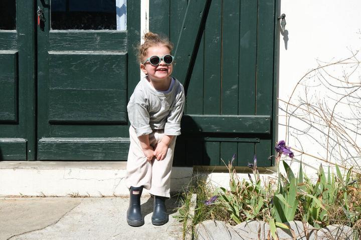 Actual product image Beaba Sunglasses 2-4 years tropical green