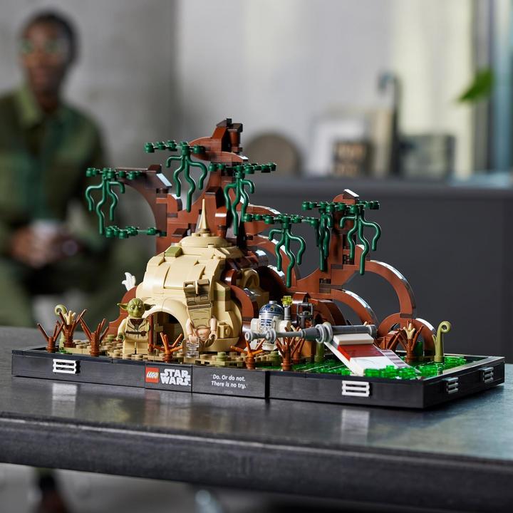 Produktbild LEGO Jedi Training auf Dagobah - Diorama (75330, LEGO Star Wars)