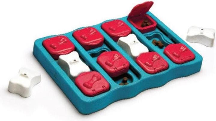 Actual product image Nina Ottosson dog brick (Intelligence toy dog)