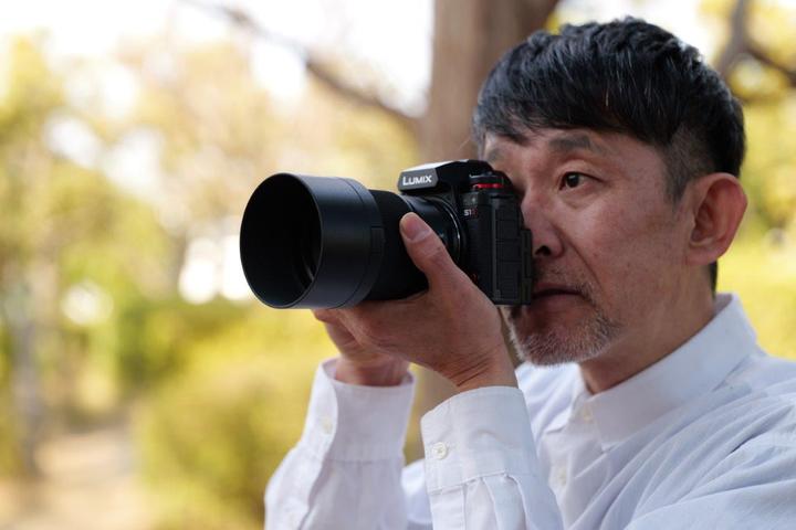 Produktbild Panasonic Lumix S1M2E Body (24.10 Mpx, Vollformat)